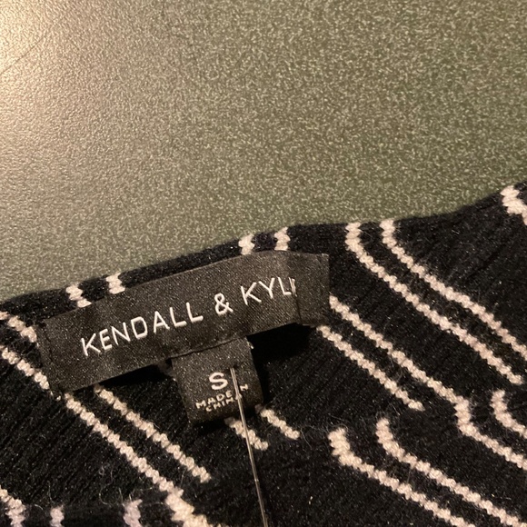 PacSun / Kendall and Kylie Tank Top Knit Black White Stripe NWT - Picture 7 of 10